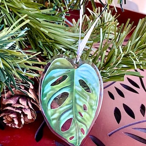 Monstera Leaf Christmas Ornament, Plant Ornament, Xmas Package Tie On, Acrylic Holiday Ornament, Xmas Ornament for Plant Lover, Swiss Cheese