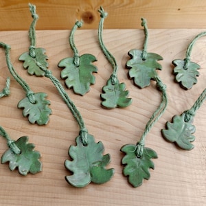 Small Monstera Leaf Ornament Set of 10